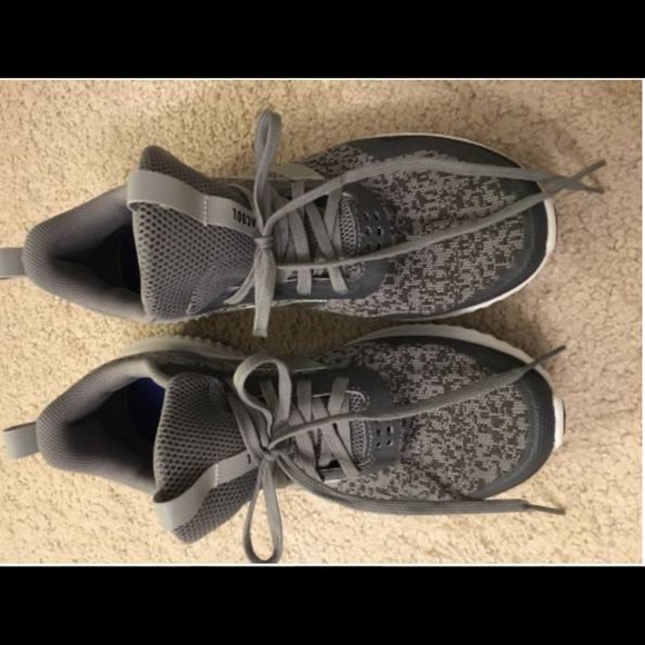 Adidas sneakers - Picture 1 of 3